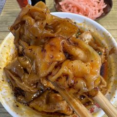 老麻抄手重庆小面(解放碑店) User Photo
