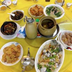 食天下果园农庄(金水台特色老店) User Photo