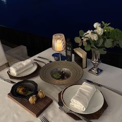 大理安汋海景飯店·餐廳張用戶圖片