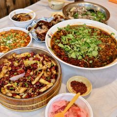 牛满堂土菜馆·跷脚牛肉(峨眉店) User Photo