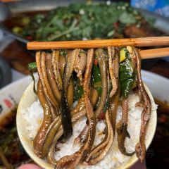 牛满堂土菜馆·跷脚牛肉(峨眉店) 여행 사진