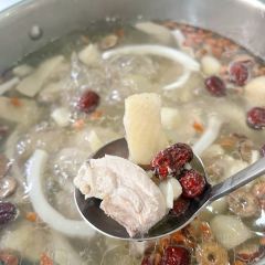 嗲嗲的椰子鸡·海南火锅(亚龙湾博后村店) User Photo