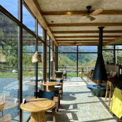 四姑娘山仰望星空·Vacilando度假庄园(长坪沟景区店)·猎户餐厅 User Photo