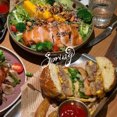 Gaoxiong relay station 여행 사진