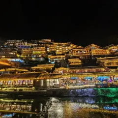 猪圈咖啡屋 User Photo