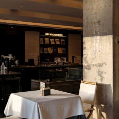 大理安汋海景酒店·餐厅 User Photo