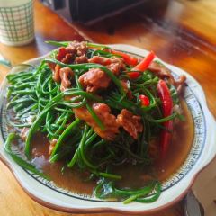 张丹霞鱼庄(丹霞店) User Photo