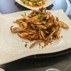 魏記布依手抓飯張用戶圖片