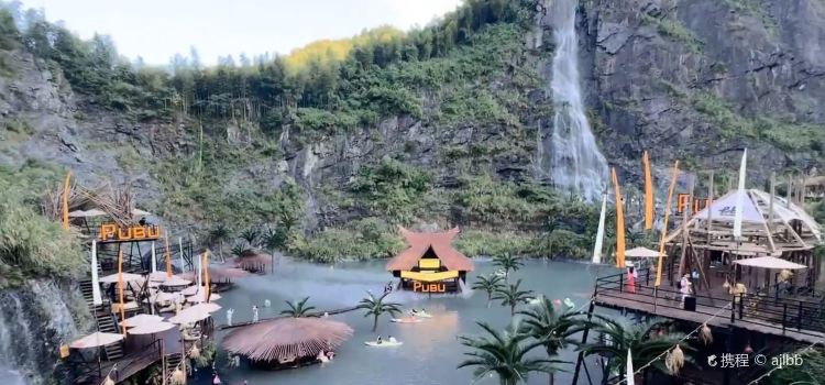 瀑布咖啡(安吉·星空营地店)