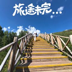 禾木老村山庄 User Photo