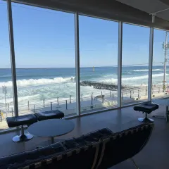 悬崖咖啡厅 User Photo