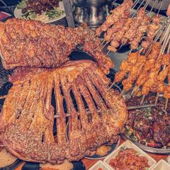 粘豆包铁锅炖(温泉街店) User Photo