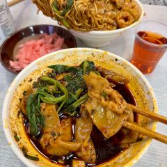 老麻抄手重庆小面(解放碑店) User Photo