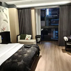 YING ZI YOU ZHA User Photo