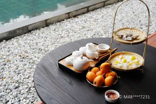 si shi wen quan si tang du jia jiu dian · si shi san can