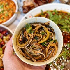 牛满堂土菜馆·跷脚牛肉(峨眉店) User Photo