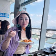 YUN DING GE User Photo