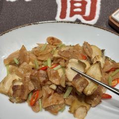 JUBILEE GARDEN User Photo