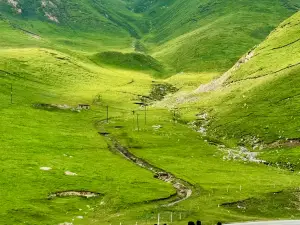 湟中縣群加鄉群加度假山莊