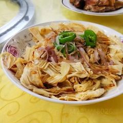 食天下果园农庄(金水台特色老店) User Photo