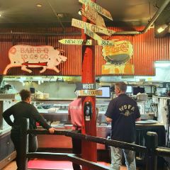 Dinosaur Bar-B-Que User Photo