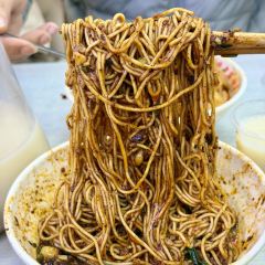 老麻抄手重庆小面(解放碑店) 여행 사진