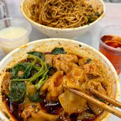 老麻抄手重庆小面(解放碑店) User Photo