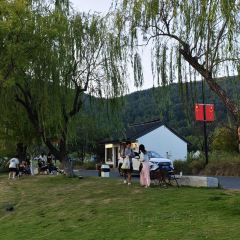 Nanbeihuliuxiangge Restaurant User Photo