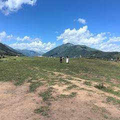 禾木老村山庄 User Photo