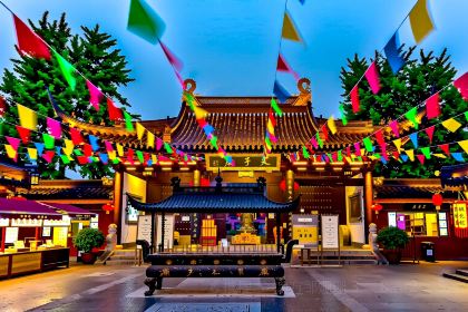 章云板鸭(评事街店)