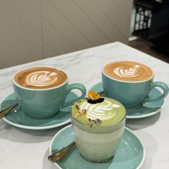 two sis & co User Photo