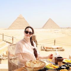 9 Pyramids Lounge User Photo