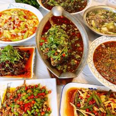 牛满堂土菜馆·跷脚牛肉(峨眉店) 여행 사진