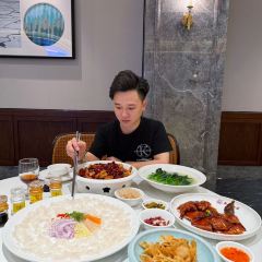 JUFUSHANZHUANG User Photo