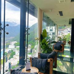 那云温泉度假村悬崖上的天空之城·云府中餐厅 User Photo