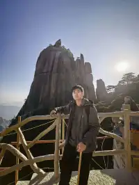 12月1號,天晴,徒步20多公里遊覽黃山