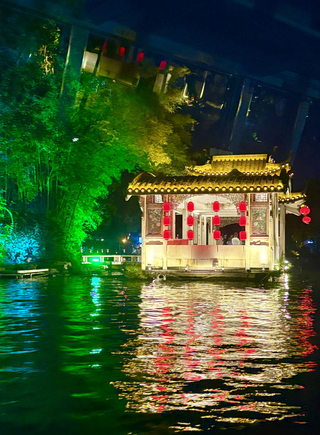 水上宋城夜景天花板無愧東方威尼斯 水上宋城夜景天花板無愧東方威尼斯