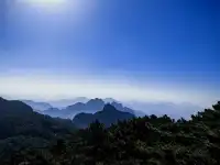 12月1號,天晴,徒步20多公里遊覽黃山