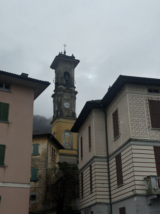 Porto Ceresio where Italy meets Switzerland