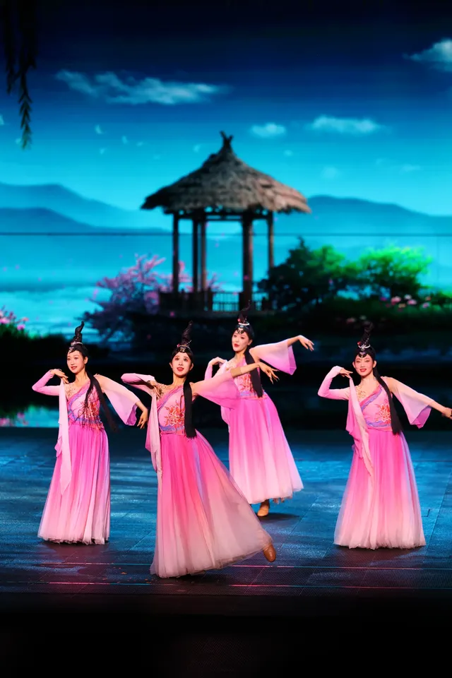 西安千古情|一秒穿越盛唐,外場互動演藝 西安千古情|一秒穿越盛唐,外場互動演藝