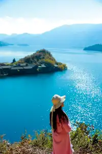 湖光山色共爭秋——瀘沽湖之秋