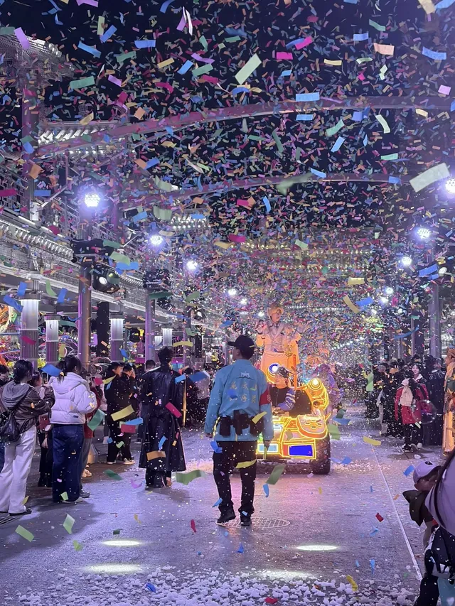 這裡是開封,是東京汴梁! 這裡是開封,是東京汴梁!