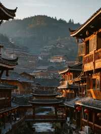 西江千戶苗寨秋季親子人像天花板!雲亭酒店機位絕了