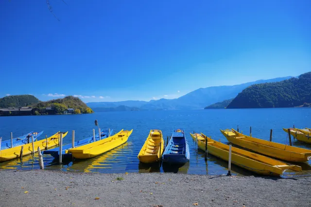 湖光山色共爭秋——瀘沽湖之秋