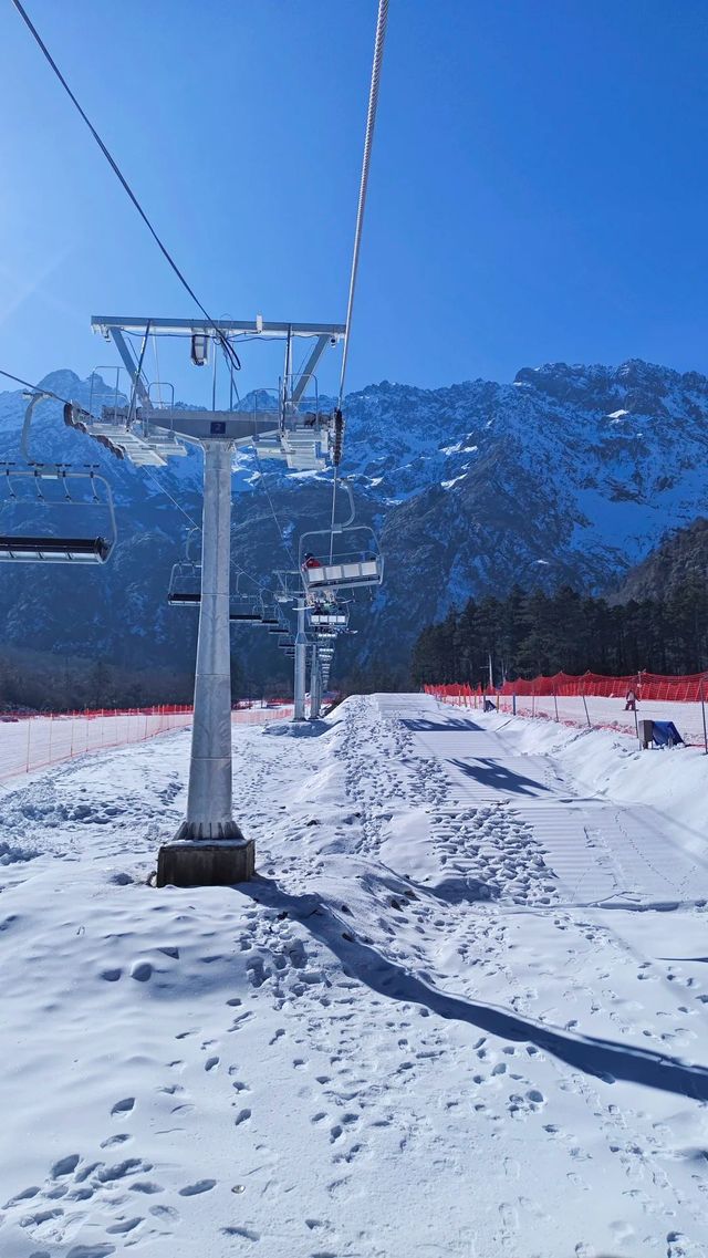 成都～羌人谷滑雪一日遊攻略