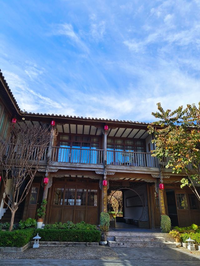 住進一首活著的納西詩篇 住進一首活著的納西詩篇