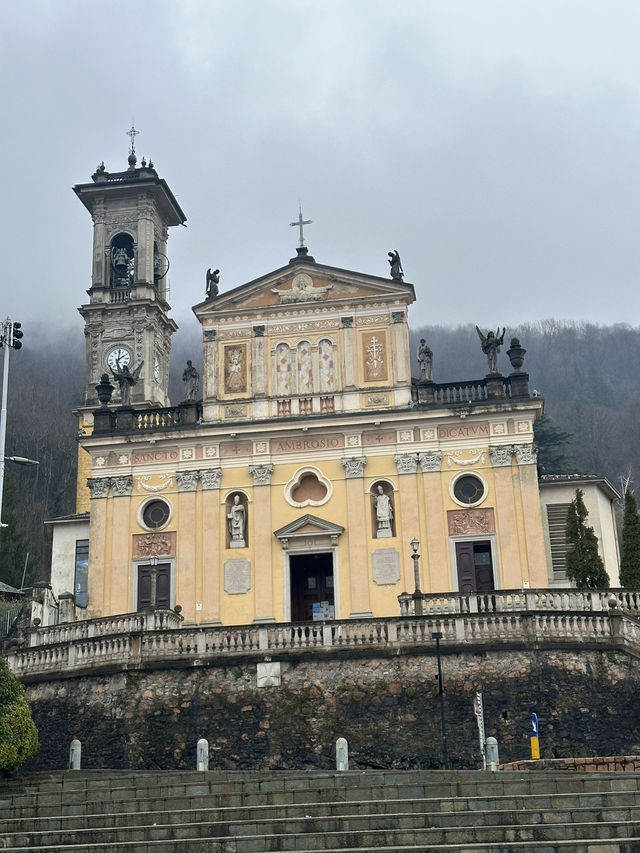 Porto Ceresio where Italy meets Switzerland