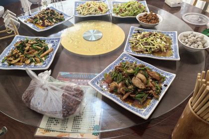 海螺沟阅山居花园度假酒店(磨西镇店)·阅山居私房菜